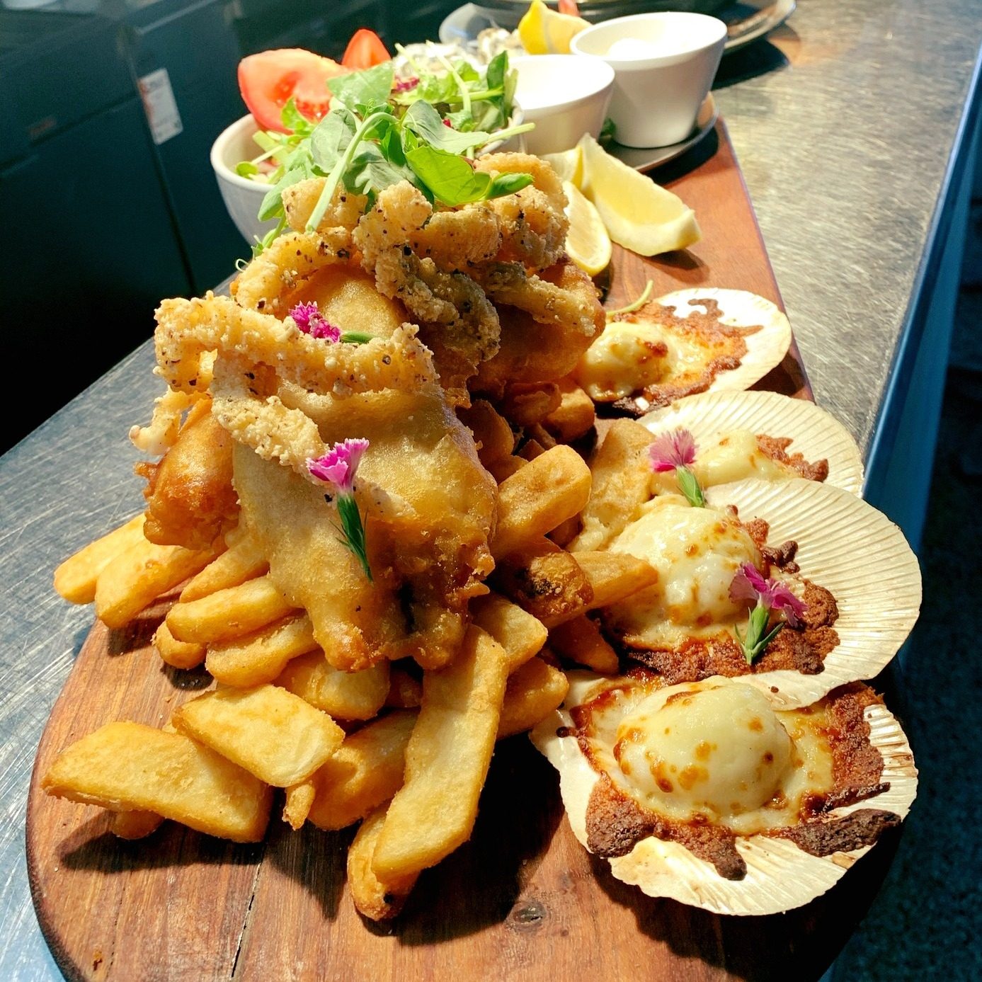 Seafood-platter-Aquavue-Hervey-Bay-Australia-image